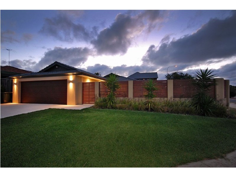 2 Metroliner Drive, Currambine WA 6028