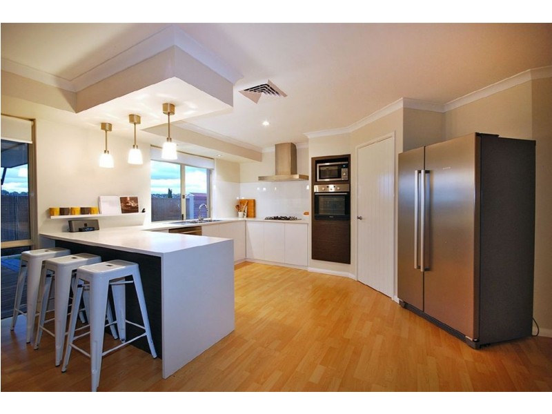 2 Metroliner Drive, Currambine WA 6028