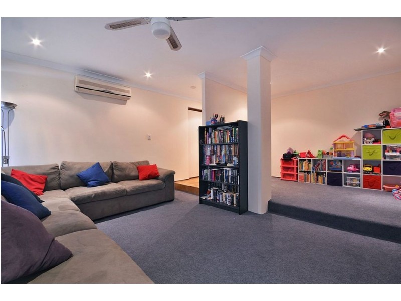 29 Allambie Drive, Craigie WA 6025