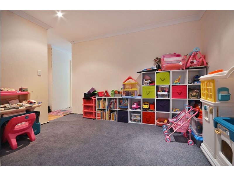 29 Allambie Drive, Craigie WA 6025