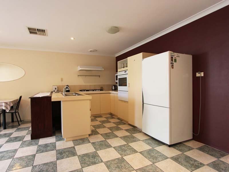 2/15 Bramble Way, Ballajura WA 6066