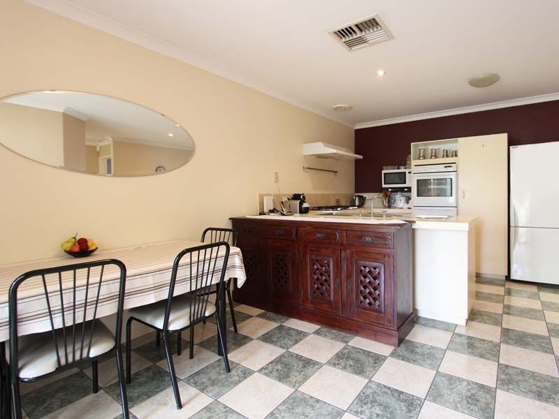 2/15 Bramble Way, Ballajura WA 6066