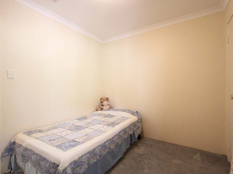 2/15 Bramble Way, Ballajura WA 6066