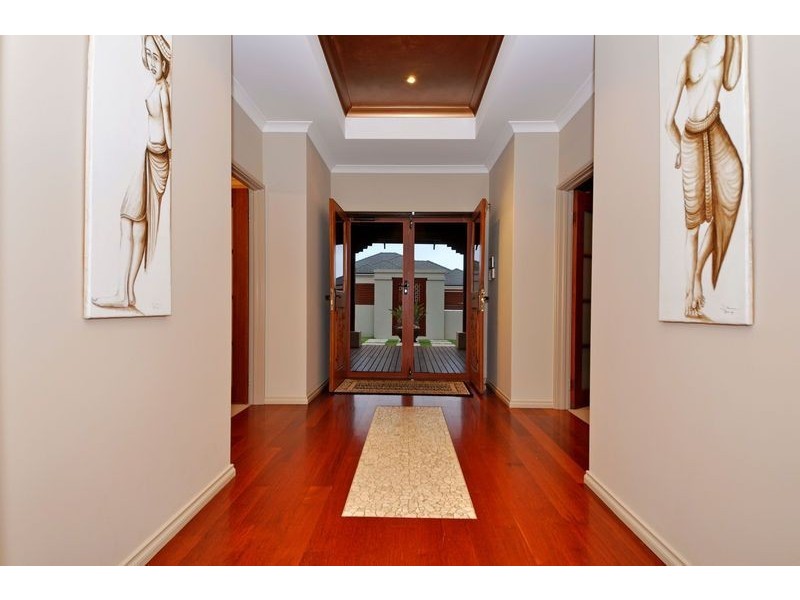 15 Glenvista Way, Madeley WA 6065