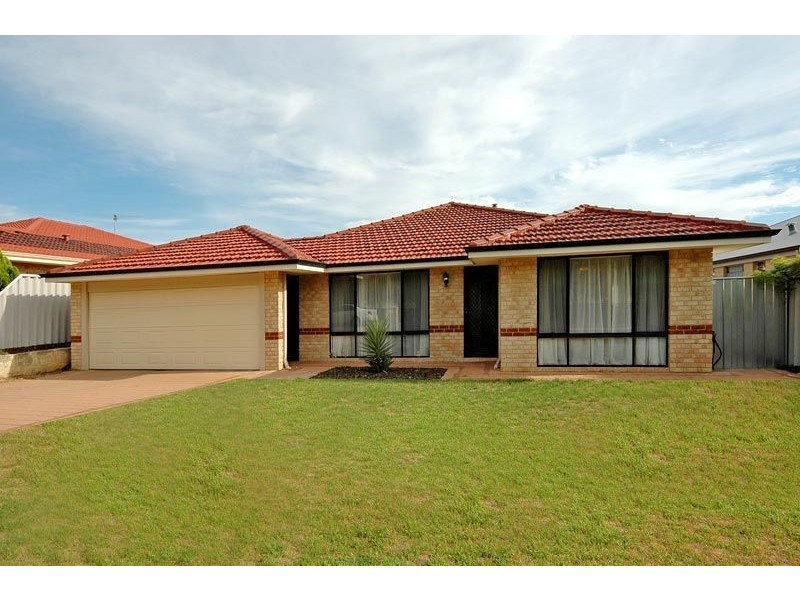 28 Midlothian Crescent, Kinross WA 6028