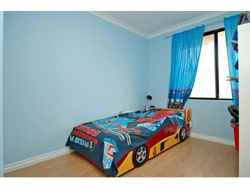 28 Midlothian Crescent, Kinross WA 6028