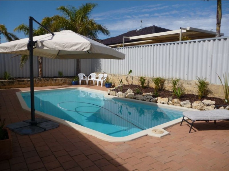 28 Midlothian Crescent, Kinross WA 6028