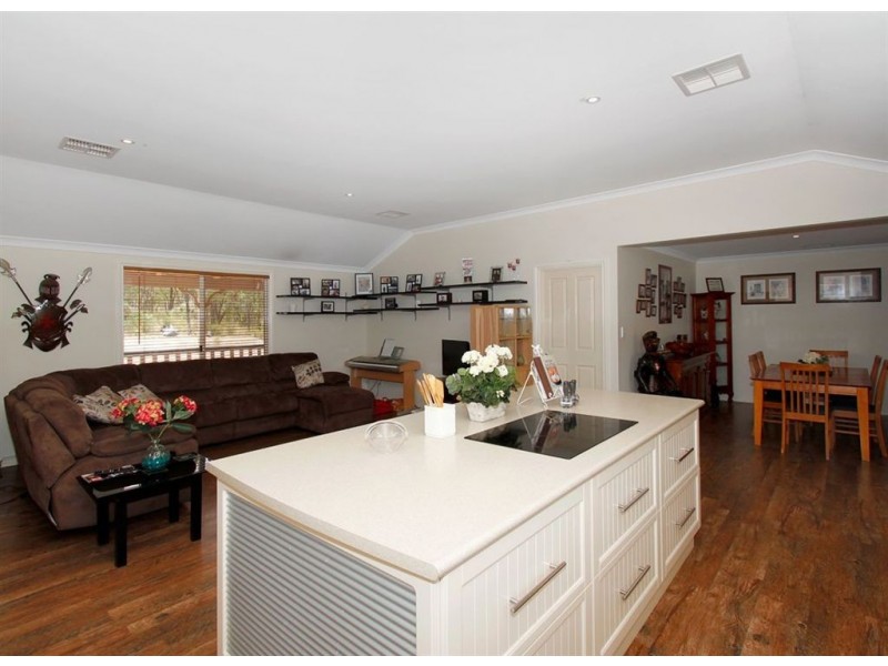 209 Maine Anjou Drive, Lower Chittering WA 6084