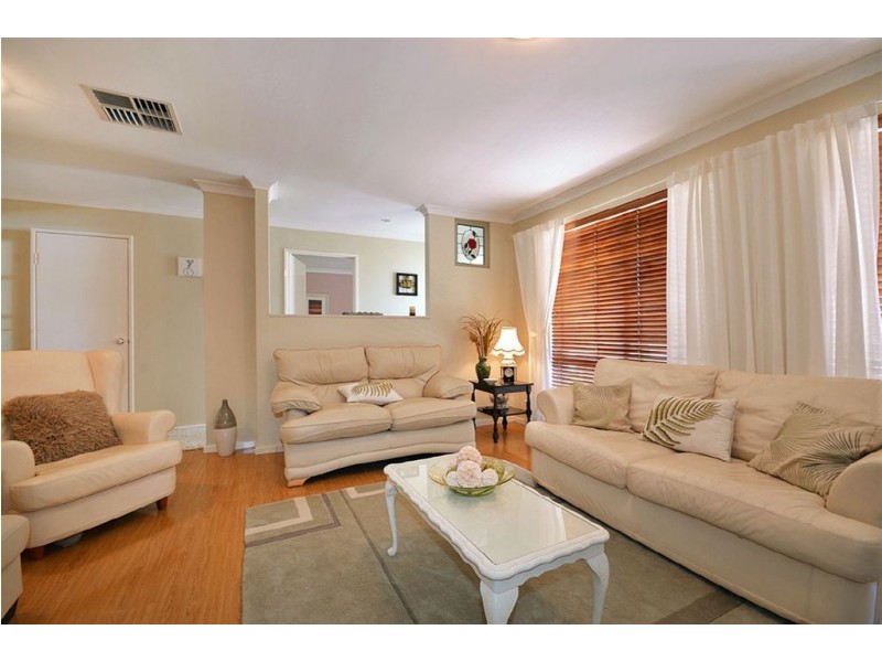 7 Wilcannia Elbow, Currambine WA 6028