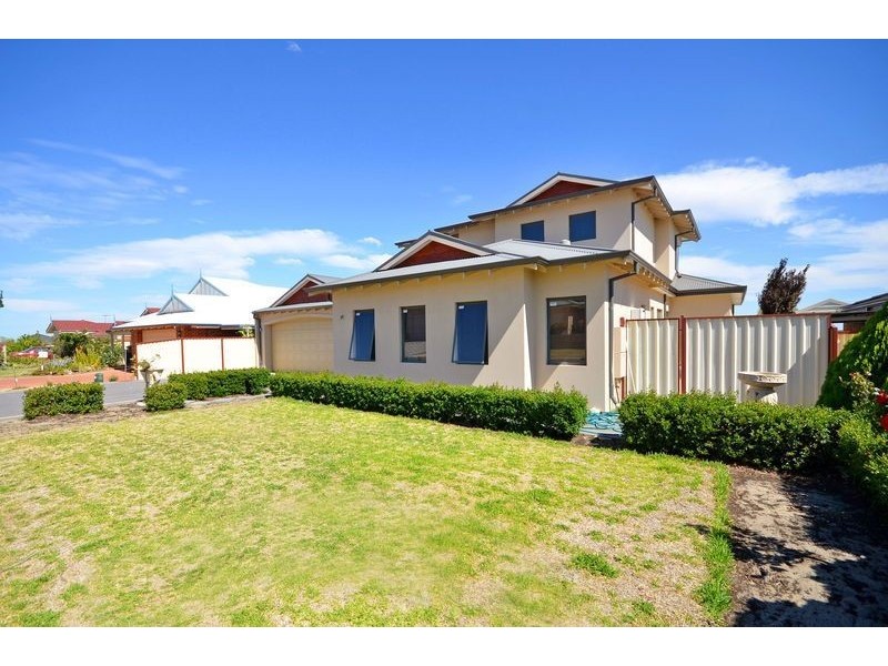 5 Monaro Way, Hocking WA 6065