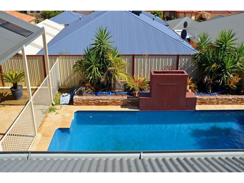 5 Monaro Way, Hocking WA 6065