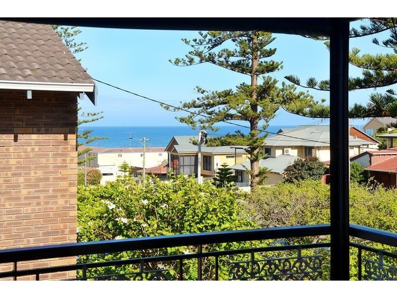 2/22 Elsie Street, Watermans Bay WA 6020