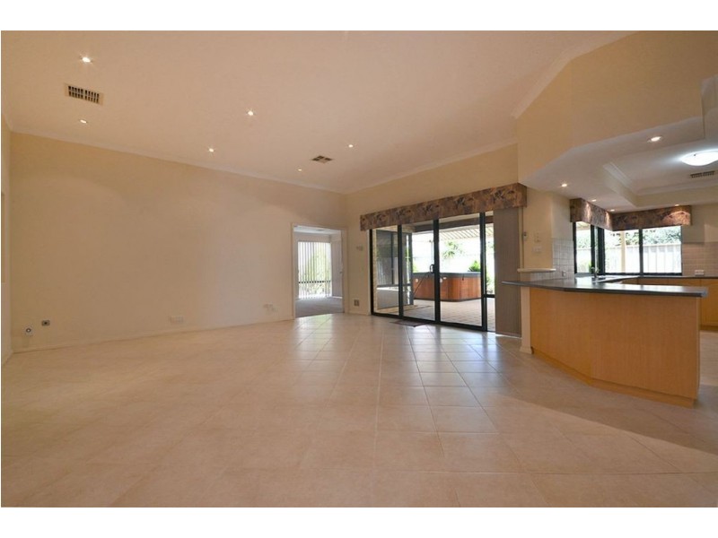 29 Miramare Boulevard, Currambine WA 6028