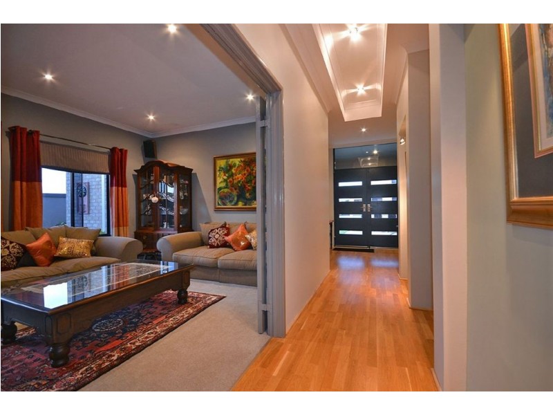 5 Chandela Loop, Currambine WA 6028