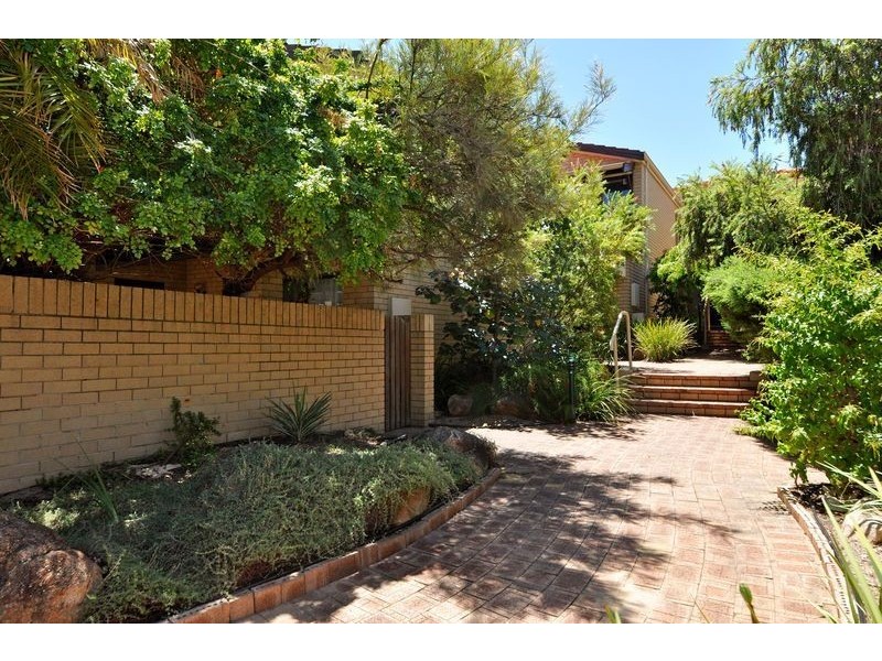 1/8 Wavertree Place, Leederville WA 6007