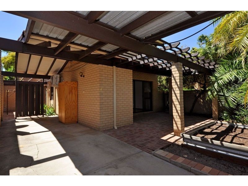 1/8 Wavertree Place, Leederville WA 6007