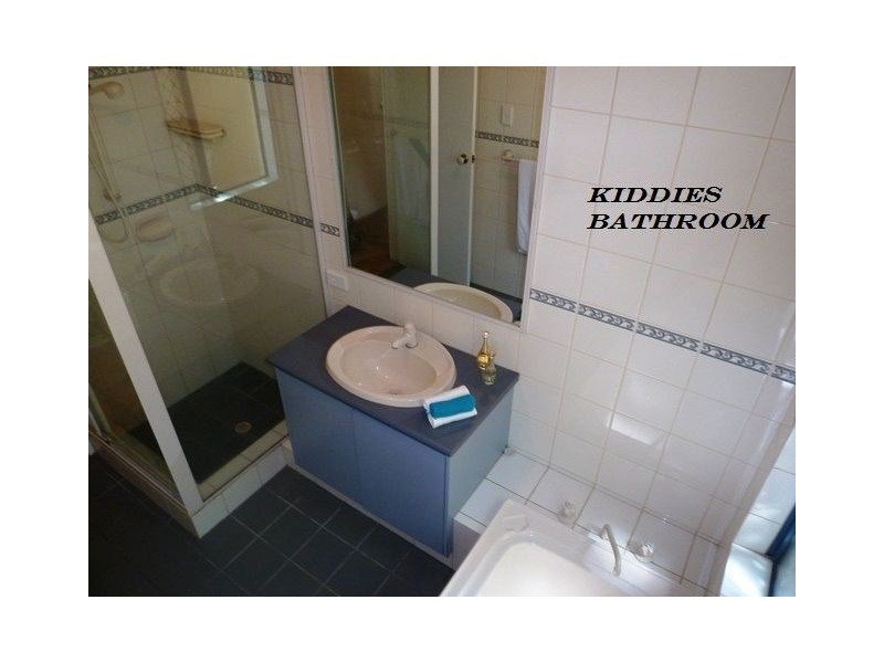 15 Kensington Way, Pearsall WA 6065