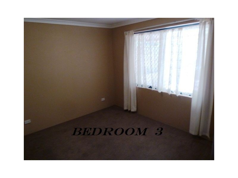 15 Kensington Way, Pearsall WA 6065