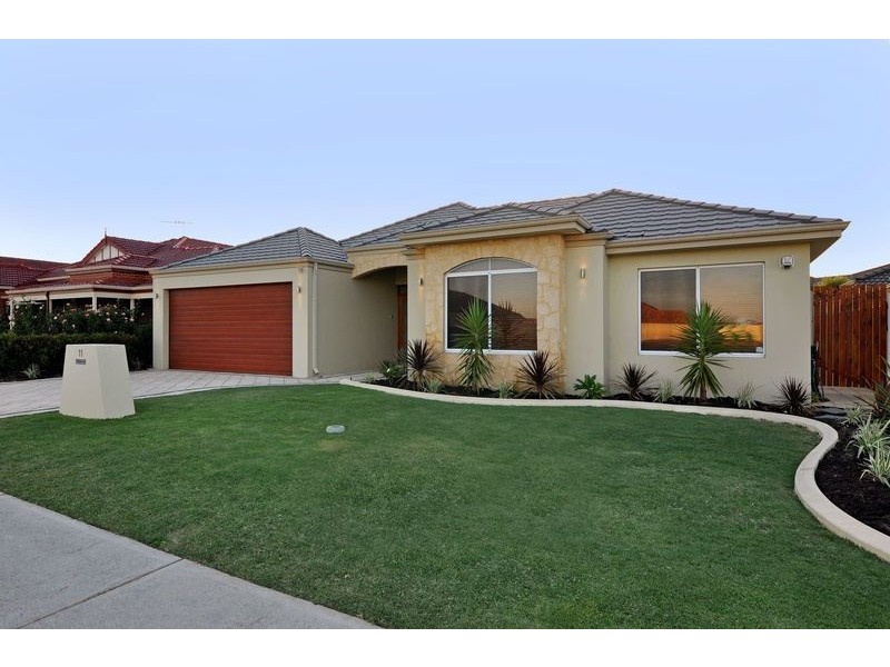 11 Martindale Avenue, Madeley WA 6065