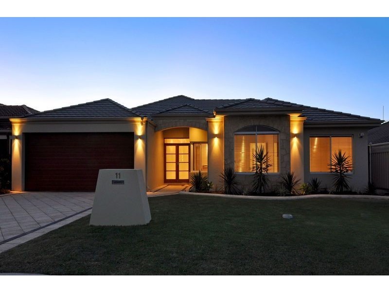 11 Martindale Avenue, Madeley WA 6065