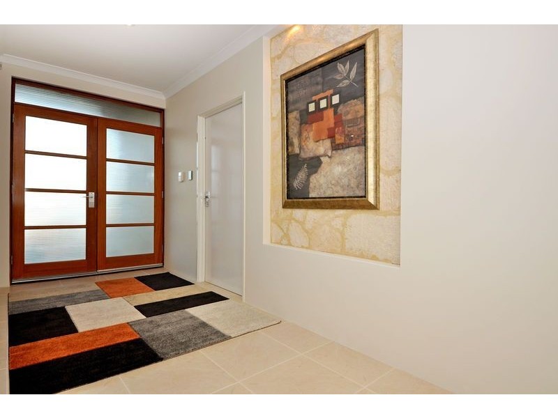 11 Martindale Avenue, Madeley WA 6065