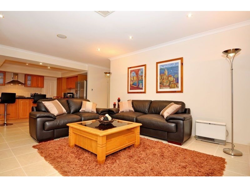 11 Martindale Avenue, Madeley WA 6065