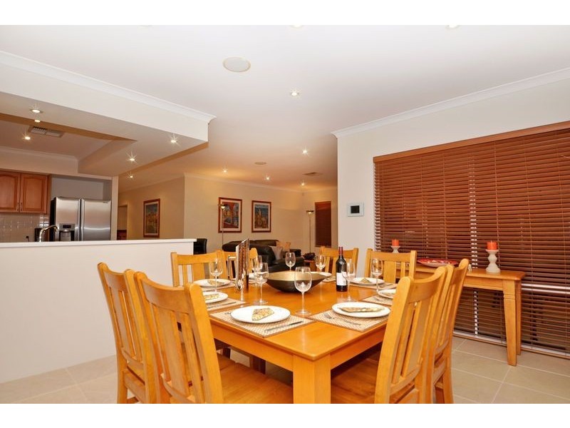 11 Martindale Avenue, Madeley WA 6065