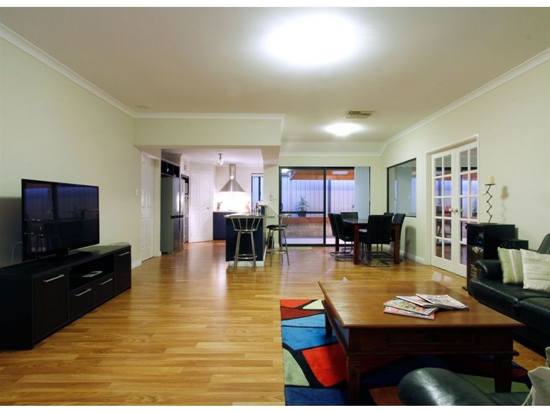 44 Kirkimbie Street, Carramar WA 6031