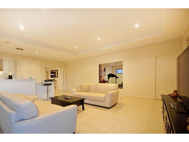 25 Civitan Bend, Madeley WA 6065