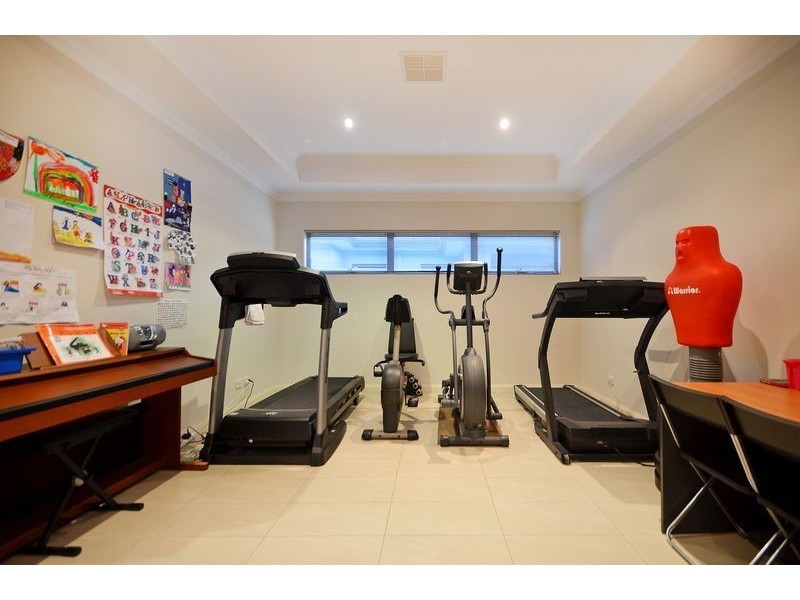 25 Civitan Bend, Madeley WA 6065