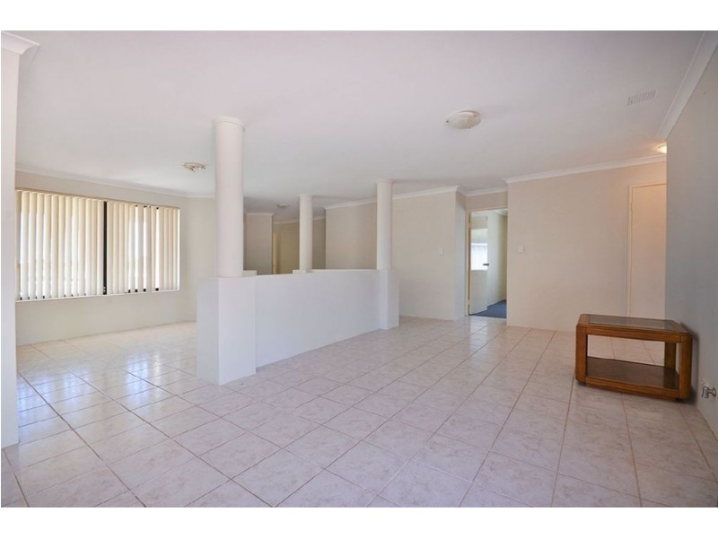 17 Tynemouth Close, Merriwa WA 6030