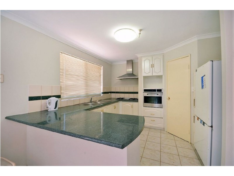 17 Tynemouth Close, Merriwa WA 6030