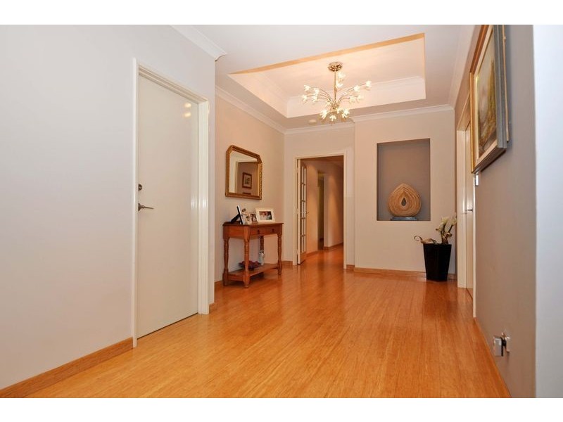 18 Gemini Way, Madeley WA 6065