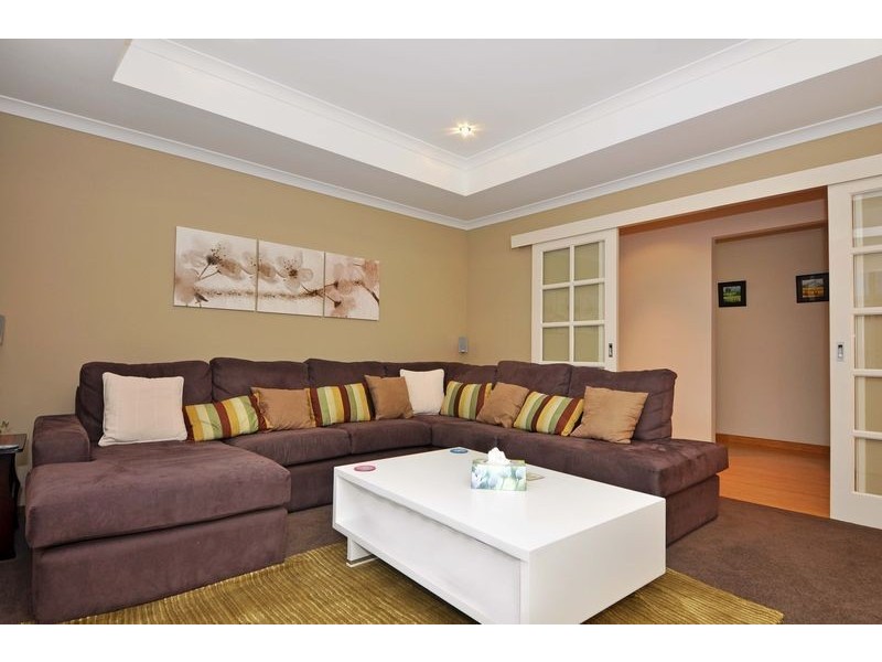 18 Gemini Way, Madeley WA 6065