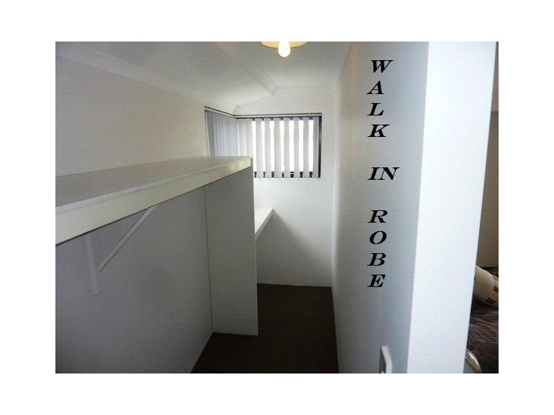 4 Cairo Way, Wanneroo WA 6065