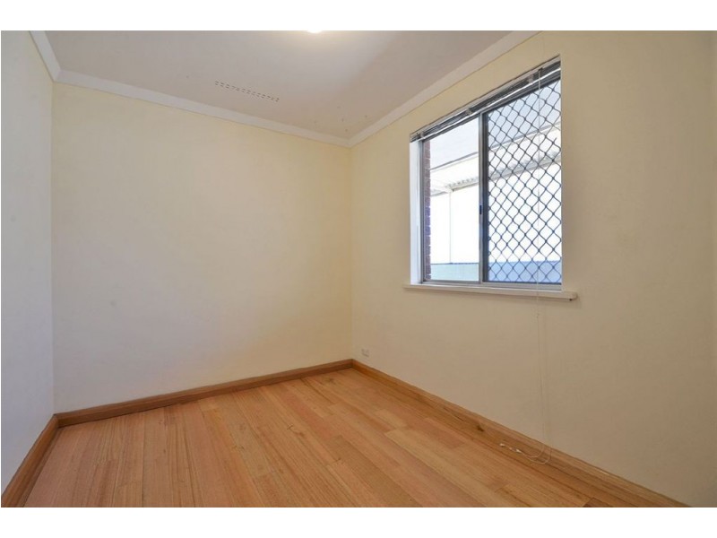 9 Woonan Street, Wanneroo WA 6065