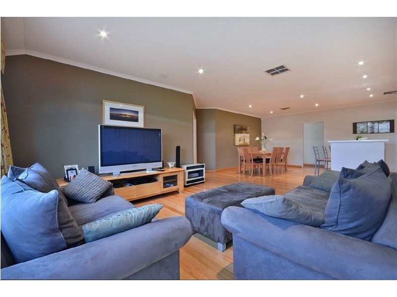 3 Negresco Turn, Currambine WA 6028