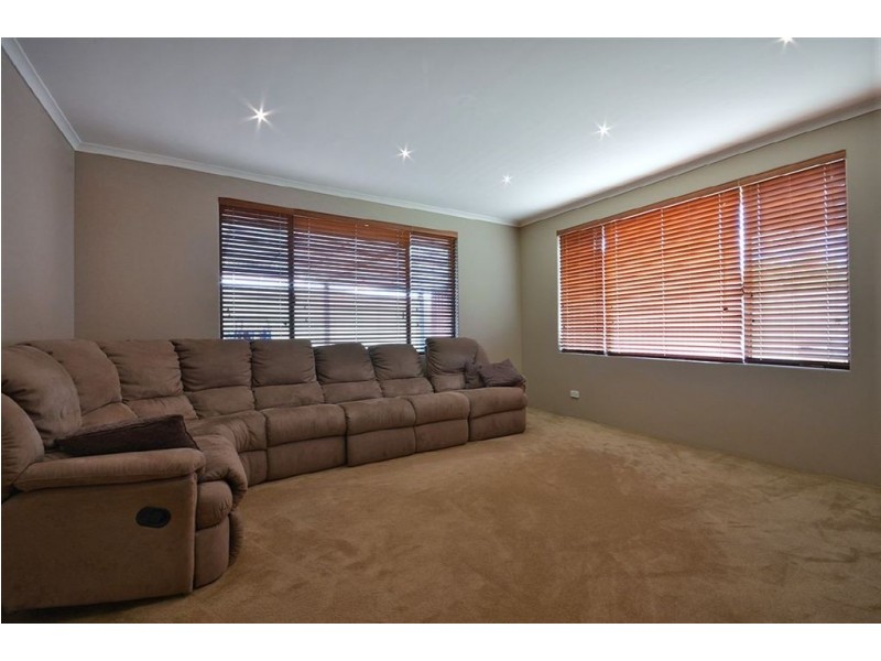3 Negresco Turn, Currambine WA 6028
