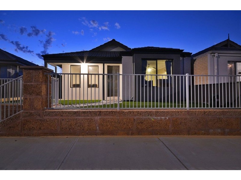 92 Joseph Banks Boulevard, Banksia Grove WA 6031