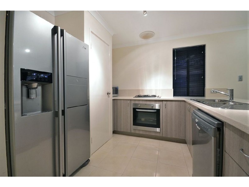 92 Joseph Banks Boulevard, Banksia Grove WA 6031