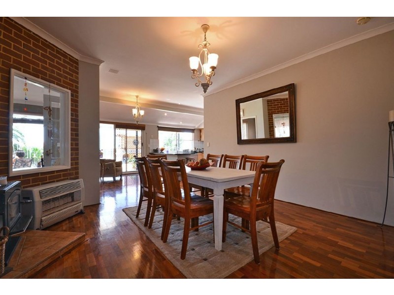 38 Meadowbrook Promenade, Currambine WA 6028