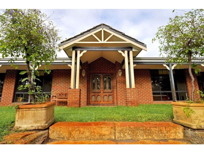 64 Jade Loop, Carabooda WA 6033