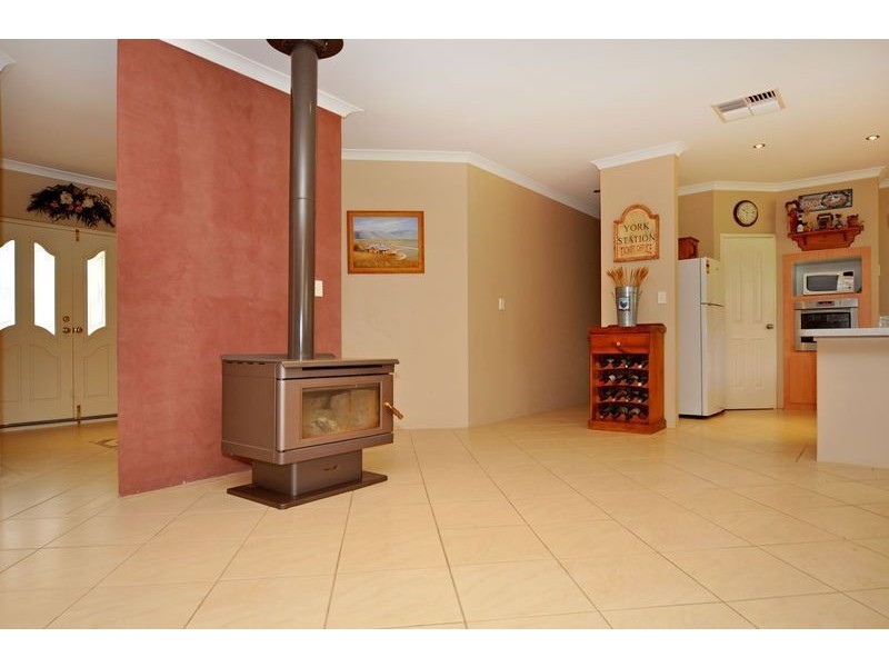 64 Jade Loop, Carabooda WA 6033