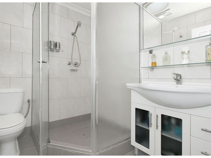 1 Keeley Way, Girrawheen WA 6064