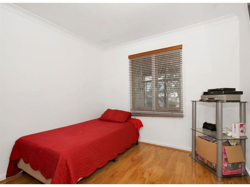 1 Keeley Way, Girrawheen WA 6064