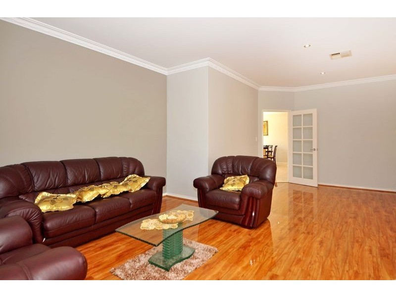 9 Linnett Brace, Darch WA 6065