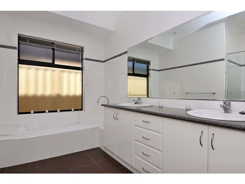 9 Linnett Brace, Darch WA 6065