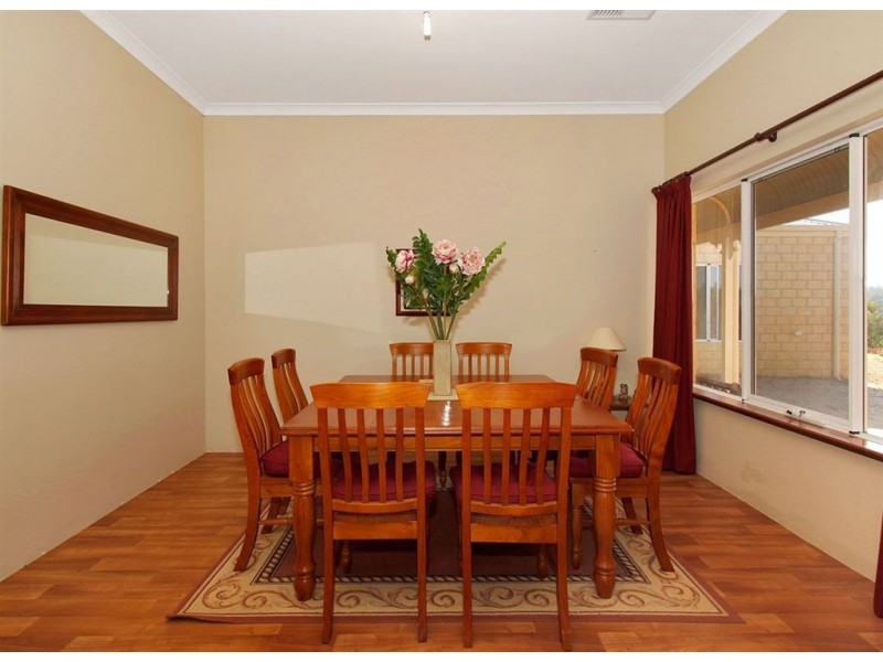 236 Ayrshire Loop, Lower Chittering WA 6084