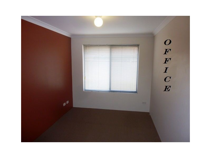 36 Moscow Retreat, Hocking WA 6065