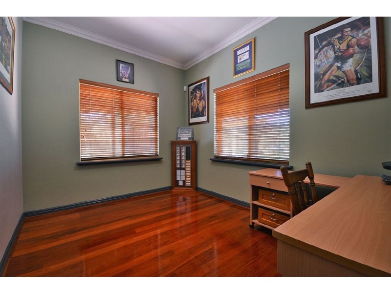 81 Bushwood Follows, Two Rocks WA 6037